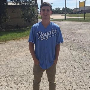 Meet your Posher, Travis